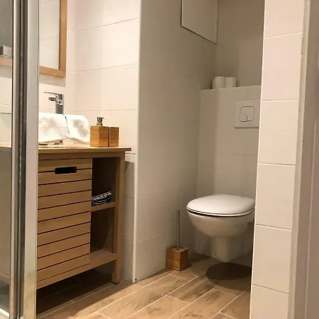 Studio Centre De 아파트 *